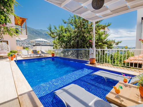  gece  -  Kasım
  | Kalkan Merkezde Deniz Manzaralı Jakuzili Villa (6 Kişilik, Özel Havuzlu)